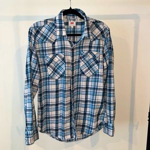 Levi’s plaid button down